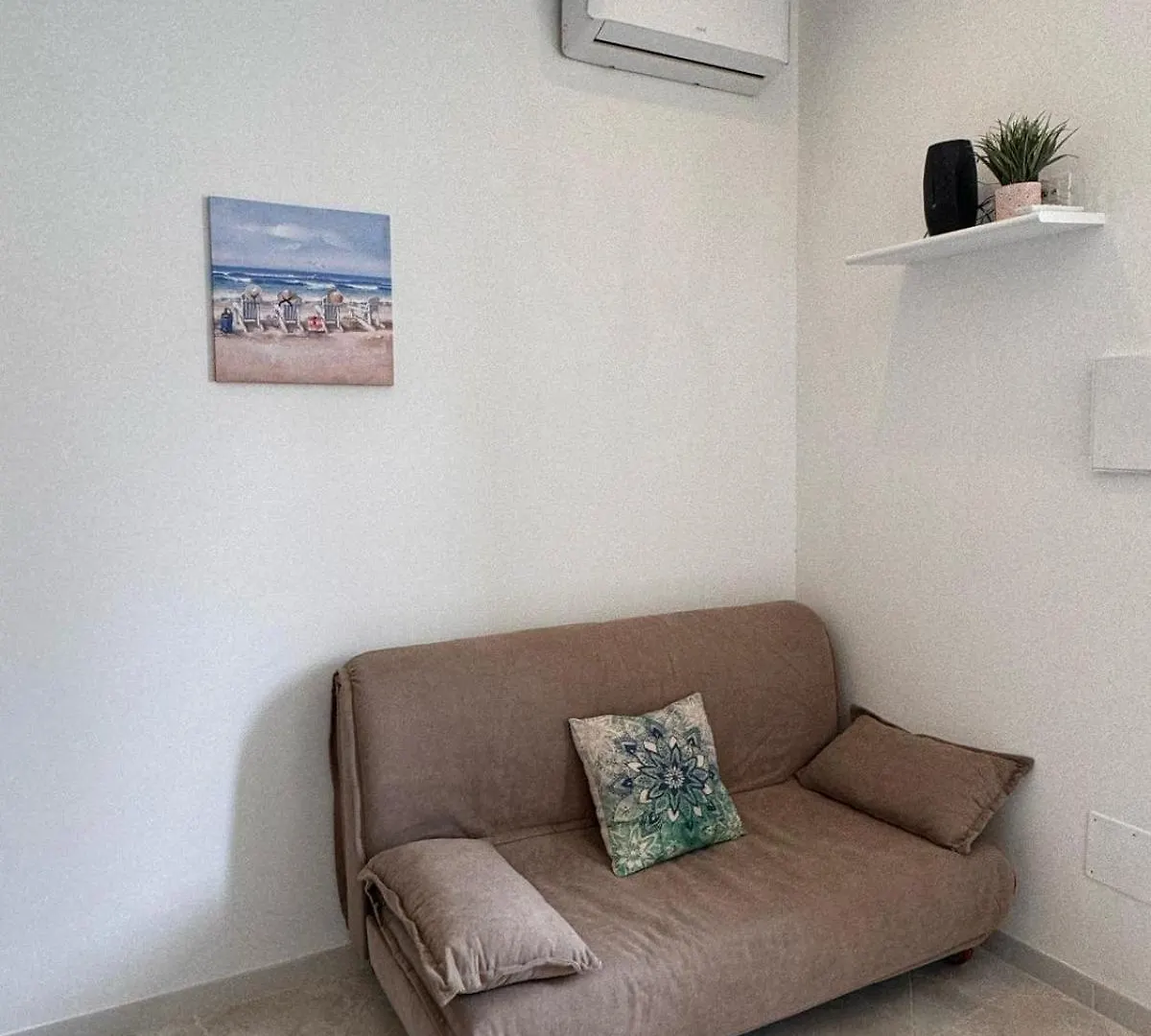 Victoria Apartments 兰佩杜萨